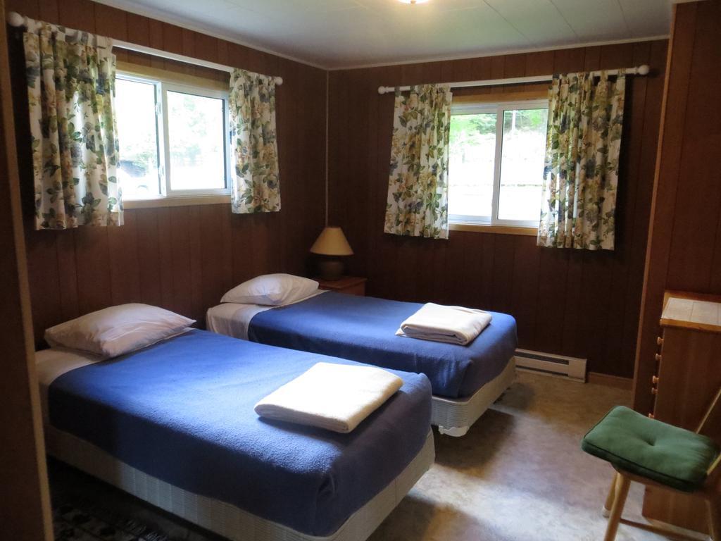Bondi Village Cottage Resort Lake of Bays 외부 사진